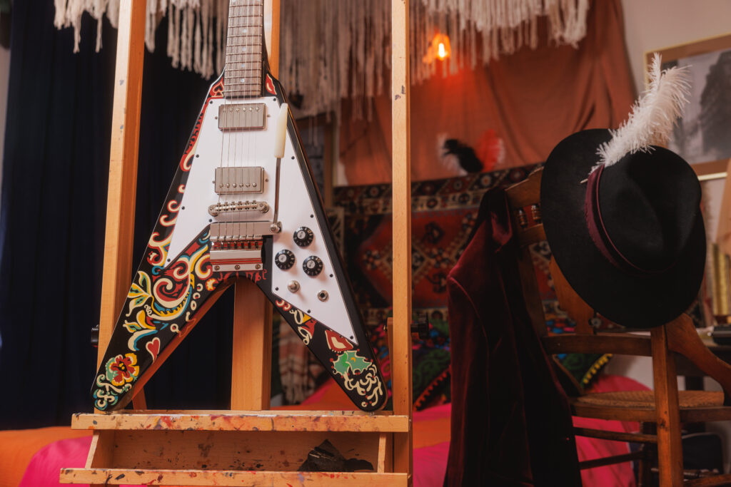 Epiphone Jimi Hendrix Love Drops Flying V